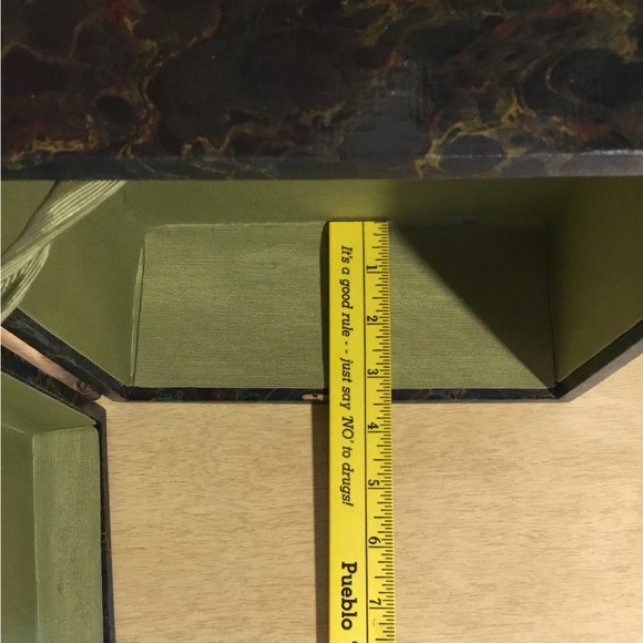 Faux Tortoise Shell Stash Box - Picture 10 of 11